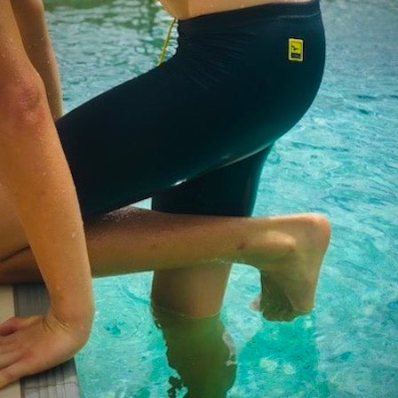Youth Jammer Solid Black :: FINIS Australia
